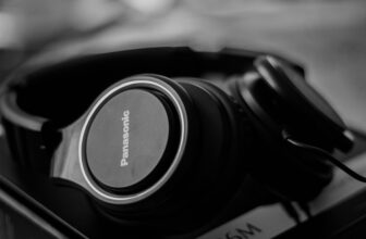 top noise canceling headphones 2026